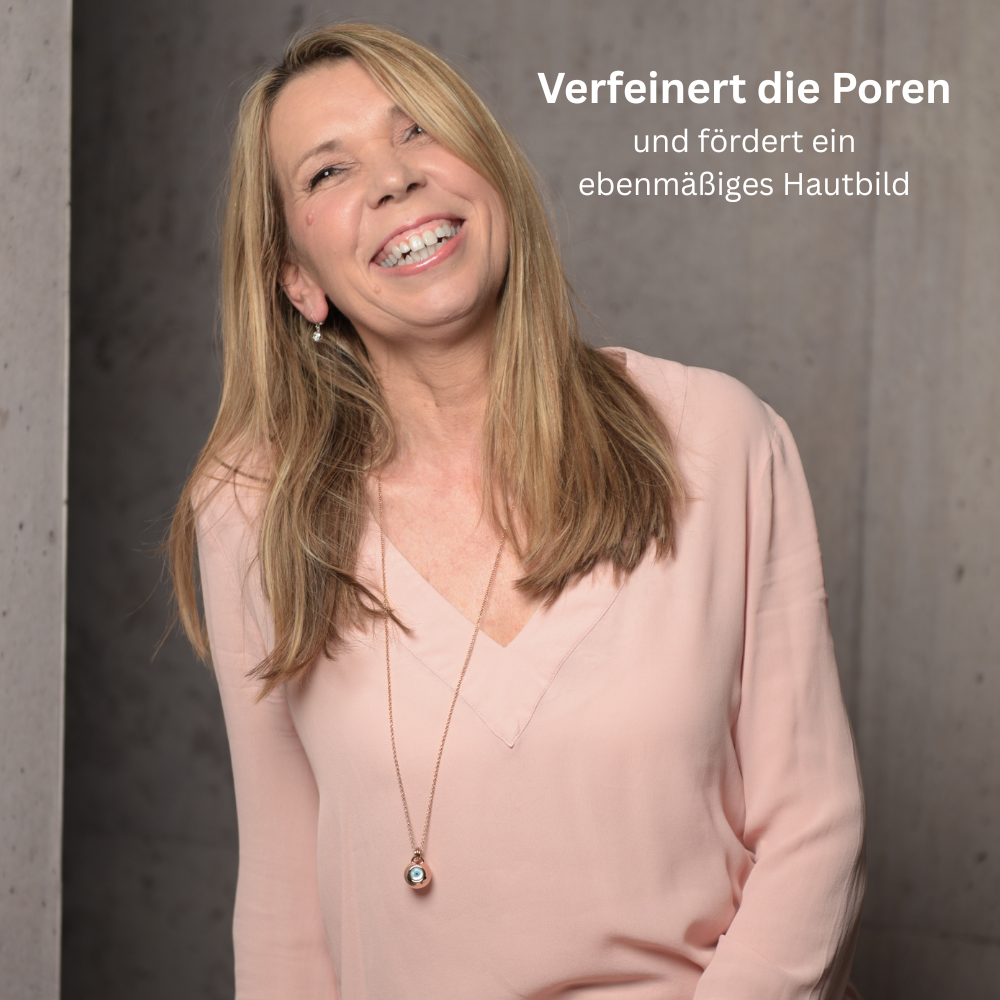 Doctor Derma Zellpower Pflege für reife Haut – verfeinert die Poren, fördert ein ebenmäßiges Hautbild und sorgt für glatte, strahlende Haut.